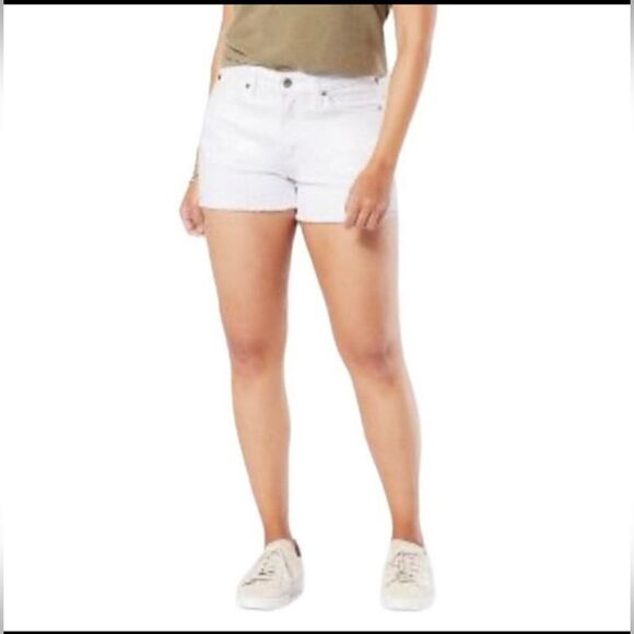 Levi’s High Rise 3” Shorts White 4  waist 27 - Picture 1 of 8